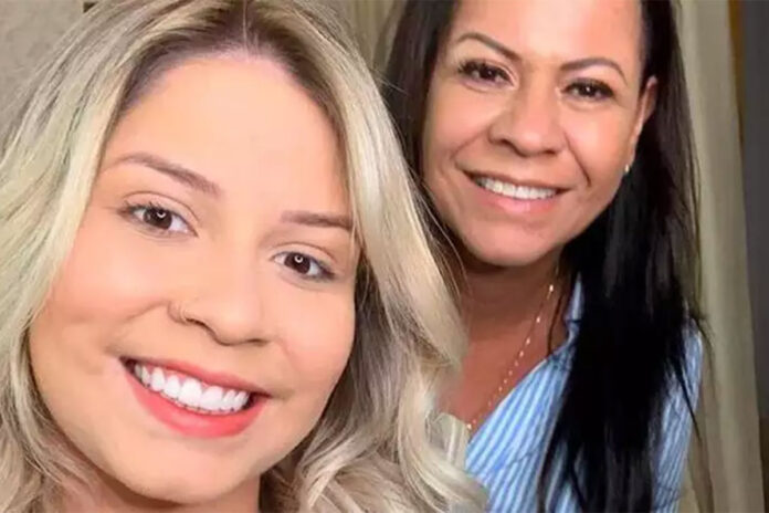 Marília Mendonça e sua mãe