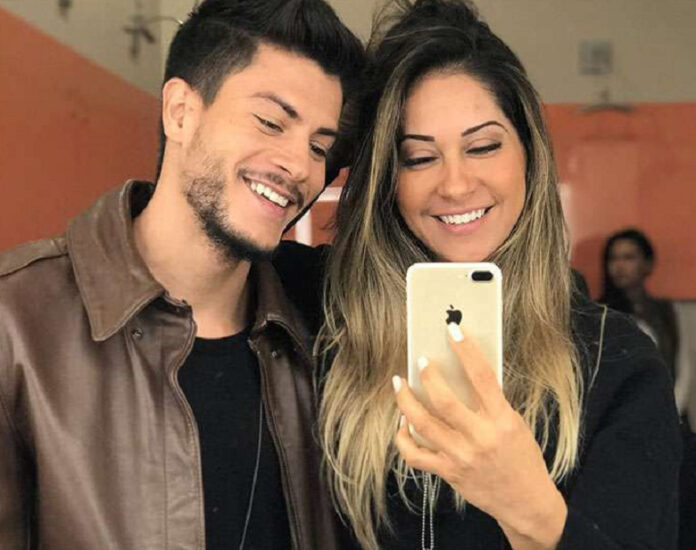 Após ser traída 16 vezes, Mayra Cardi defende Arthur Aguiar (Foto: Globo/Reprodução)