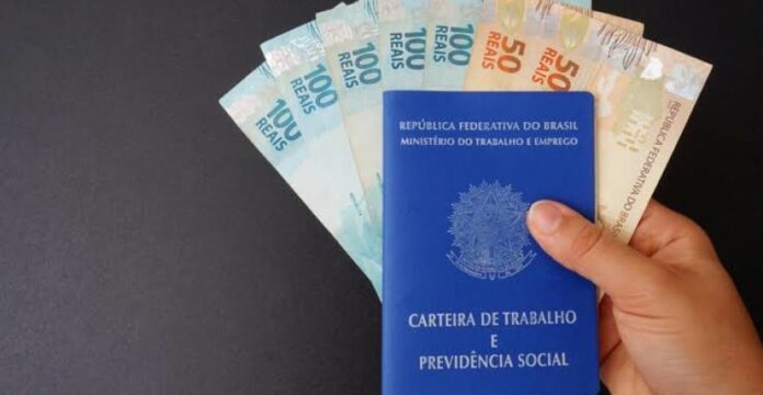 Seguro desemprego aumenta valor máximo para 2.106,08