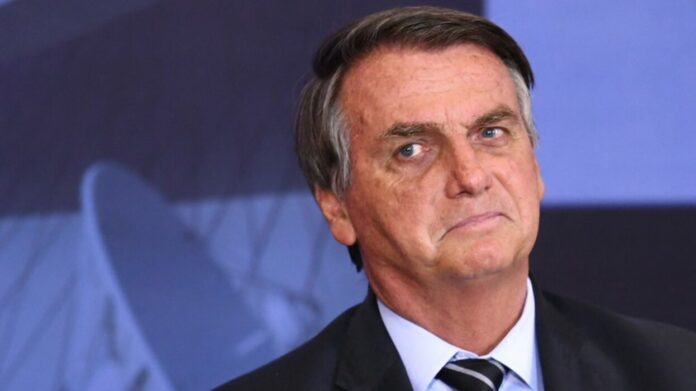 Bolsonaro detona Arthur do MBL (Foto: Evaristo Sá / AFP)