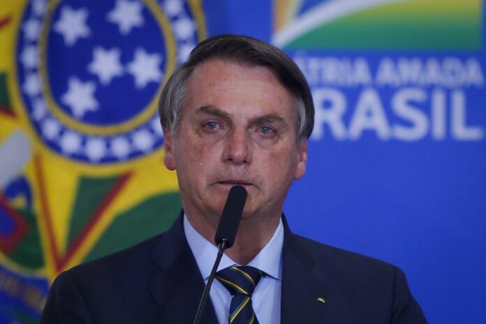 Bolsonaro é internando às pressas em hospital nos Estados Unidos (Foto: Reprodução)