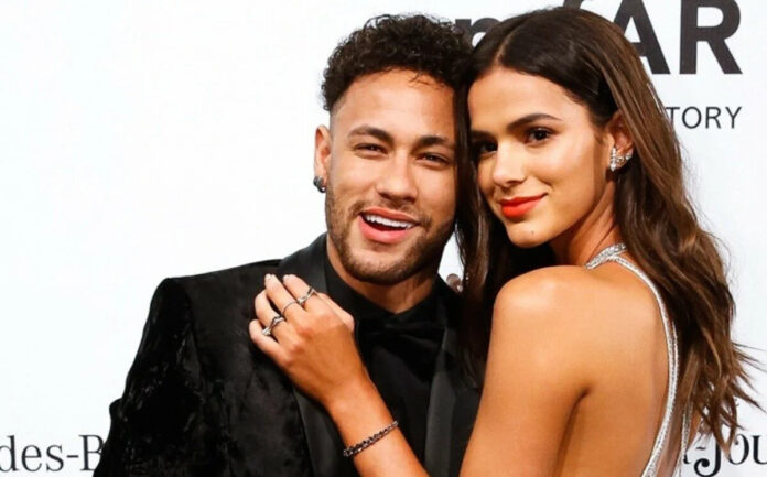 Término de Neymar e Bruna Marquezine envolveu fotógrafo (Foto: Globo/Reprodução)