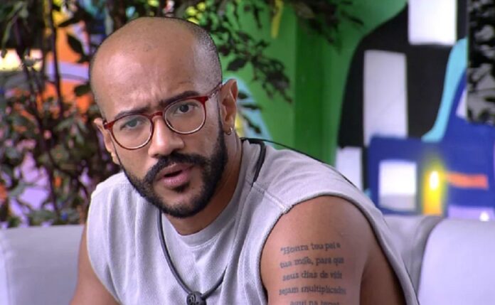 Ricardo revela que já beijou outros homens no BBB23 (Foto: Globo/Reprodução)